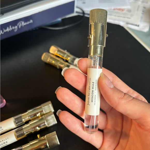 Travel size perfumes - Picture 6 of 11